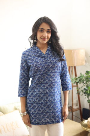 Blue Geometric V-Neck Cotton Top for Women
