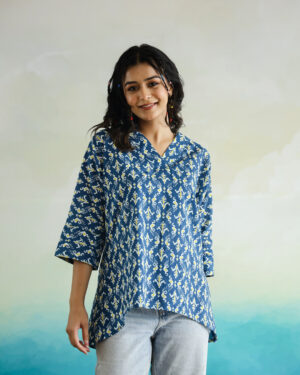 Turquoise Blue Geometric Print V-Neck Top For women