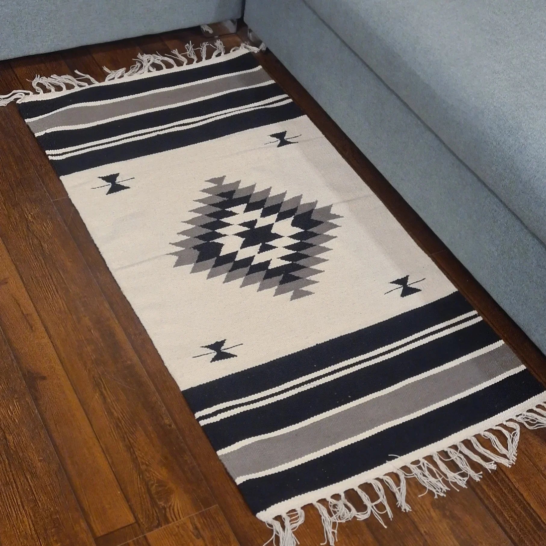 Vintage Aesthetic 100% Cotton Hand-Woven Rug