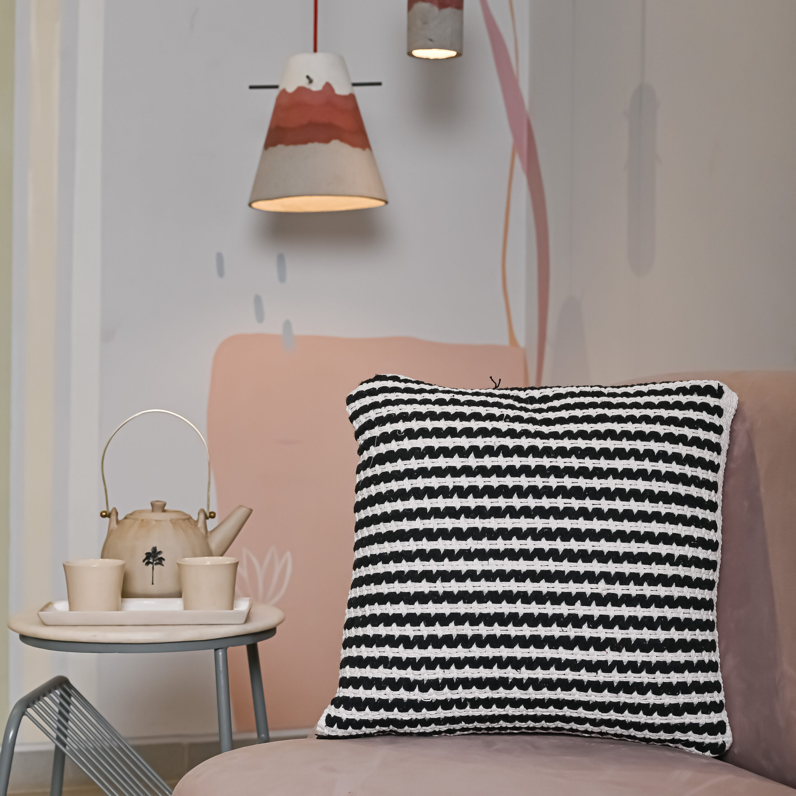 100% Cotton Hand-Woven Cushion Cover