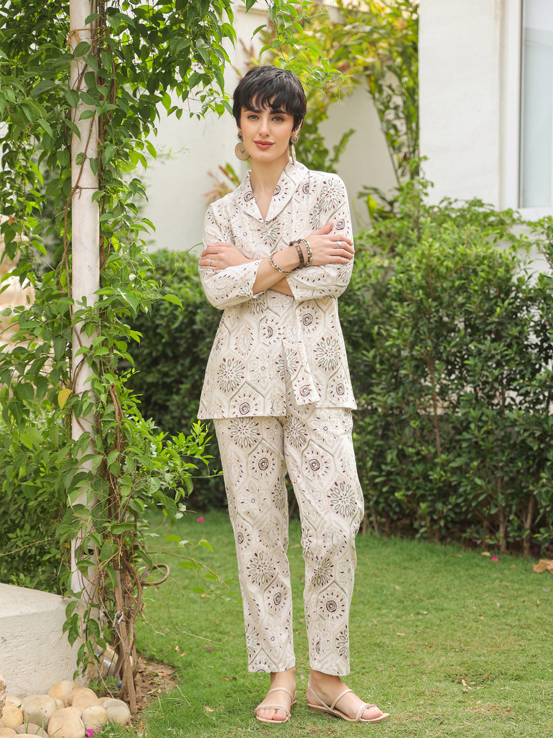 White Shawl Neck Printed Pure Cotton Co-Ord Set For Women