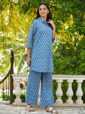 Blue Shirt Collar Ethnic Motifs Pure Cotton Night Suit For Women