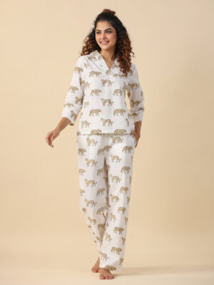 White Shirt Collar Animal Pure Cotton Night Suit For Women