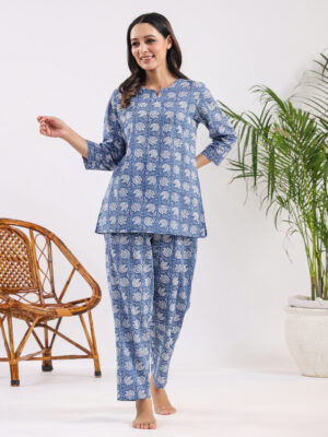 Blue Tulip Print Cotton Night Suit For Women