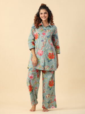 Green Shirt Collar Conversational Pure Cotton Night Suit For Women
