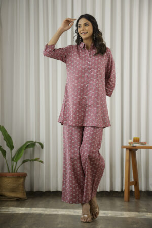 Mauve Casual NA Pure Cotton Night Suit For Women