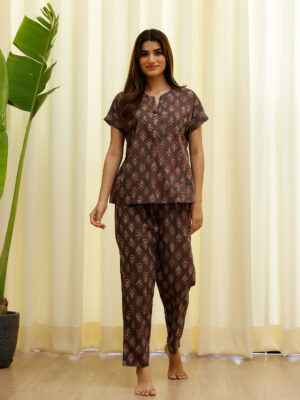 Brown ethnic motif Print Round Neck Night Suit For Women