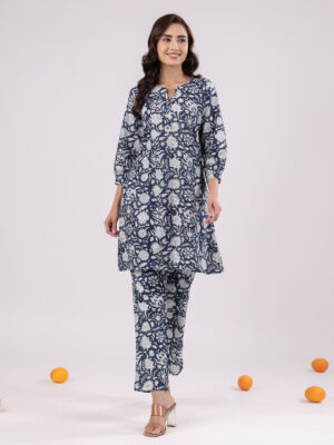 Navy Blue Round Neck Floral Pure Cotton Night Suit For Women
