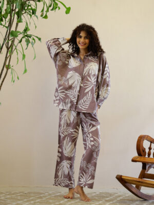 Lavender Shirt Collar Tropical Pure Cotton Night Suit For Women