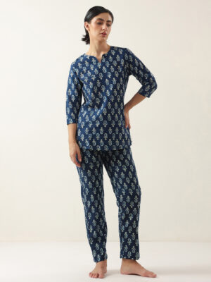 Blue Color Round Neck Floral Print Night Suit For Women