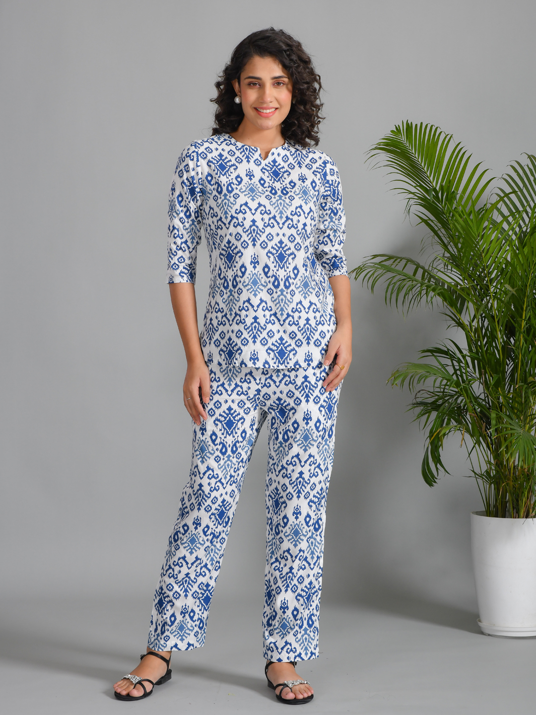 Navy Blue Viscose Rayon Printed Round Neck Night Suit For Women