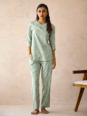 Sea Green Round Neck Viscose Rayon Printed Ethnic Motifs Night Suit for Women