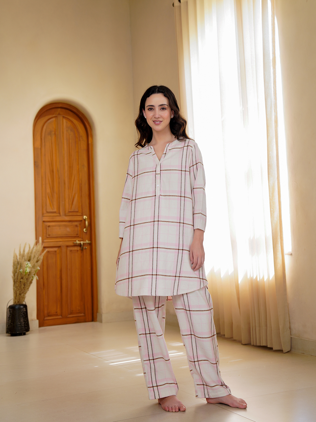 Pink Checked Mandarin Collar Pure Wool Night Suit For Women