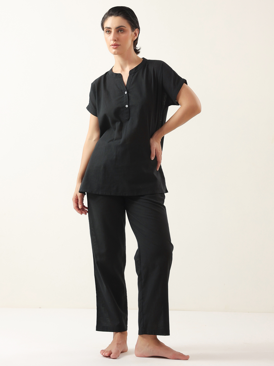 Black Solid Cotton V-Neck Night Suit For Women