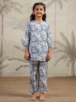 Blue Floral Print Round Neck Cotton Night Suit For Kids