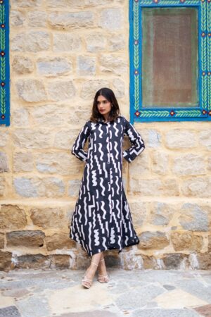 Black Shirt Collar Abstract Pure Cotton Dress For Women